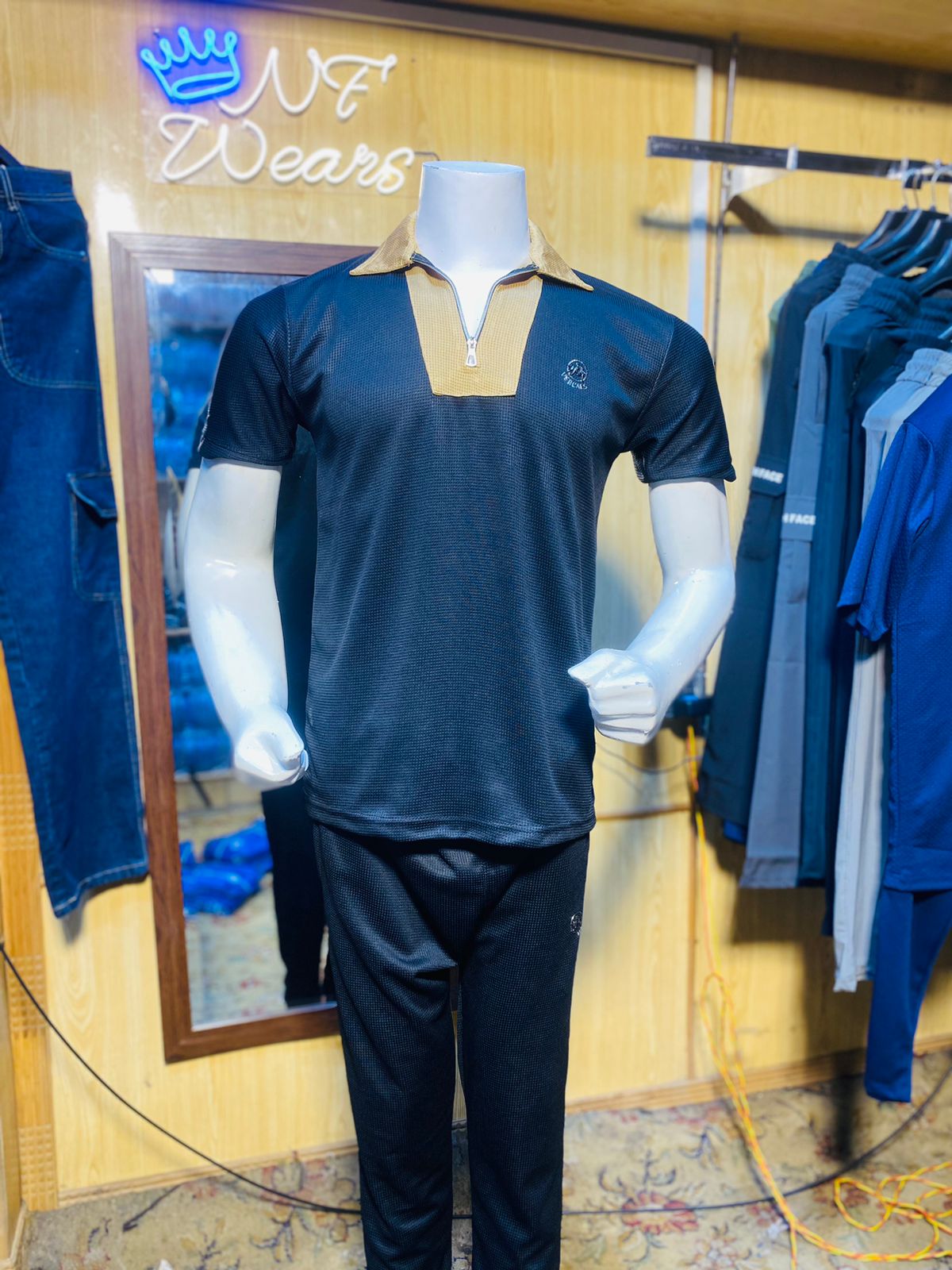 Colar Safari Suit